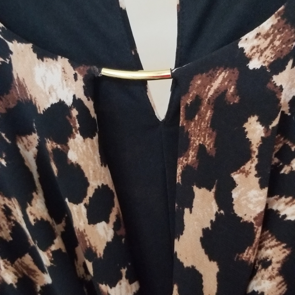 Dress - Picture 3 of 4